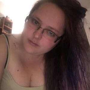 Meet your Posher, Brittney